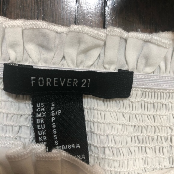 Cropped Frilly Tank - Picture 2 of 2